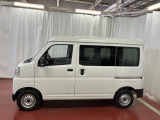 【スマートアシスト搭載車】 衝突回避支援ブレーキ機能(対車両・歩行者)、衝突警報機能(対車両・対歩行者)、誤発信抑制制御機能などの機能で安全な運転をサポートします。