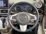 【純正革巻きステアリング】上質な革を使用することで、手にしっかり馴染みとても運転しやすいハンドルです♪