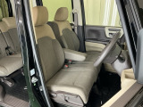 当車両は、次のお客様に気持ちよくお乗りいただくため、専門スタッフによる【徹底シートクリーニング】を施工済みです!