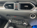 寒い日にはとても重宝するシートヒーターが運転席・助手席に装備されています。