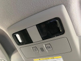 【アイサイトVer2】前方の車両等を検知し、衝突しそうな時は警報で注意を促し、ブレーキを踏む力をサポート。ブレーキを踏めなかった場合は衝突被害軽減ブレーキが作動、衝突回避をサポートします。