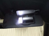 ミラー付きサンバイザー装備ですので、お出かけ前の身だしなみチェックもバッチリです♪