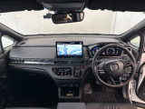 見通しの良い運転席回りとなっておりますので安心して運転をして頂けます!窓が大きいので明るく開放的な室内です