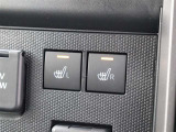 シートの座面と背面を暖めるシートヒーター(運転席・助手席)が装備されています。