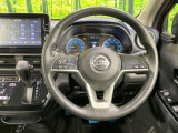 【純正革巻きステアリング】上質な革を使用することで、手にしっかり馴染みとても運転しやすいハンドルです♪