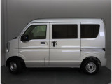 後席両側スライドドア☆ドアをぶつける心配もなく、荷物の積み下ろしも安心して作業いただけます。開口部も広いので作業効率がUP!
