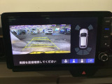 リアカメラ搭載! 狭い駐車場はもちろん、雨の日や夜間の運転も安心です。