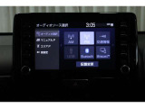 ディスプレイオーディオ搭載。スマホと同じ感覚の画面タッチ操作はもちろん、ハンズフリー通話ができるので、運転中でも安心です。