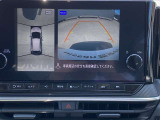 車の上から見下ろしたような360度見えるアラウンドビューモニター搭載してます!狭い駐車場や暗い場所でも安心して駐車出来ます!