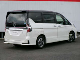 セレナ 1.2 e-POWER ハイウェイスターV 