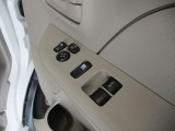 ■運転席&助手席はパワーウィンドウです。