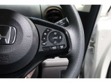 Hondaセンシングの機能のひとつ、アダプティブクルーズコントロール付!アクセルから足を離しても設定したスピードと前車との車間を保ち走行してくれます!車線維持もアシスト☆高速道路で疲労軽減ですね☆