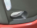 フォグランプ付きで、霧の時にヘッドライトだけでは見えにくい路肩やセンターラインの視認性が向上し安心です