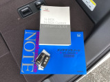 メンテナンスノート【整備記録簿】、取説も揃っています。スマートキーはバッグなどにしまったままボタン操作でエンジンの始動・停止ができて大変便利です。