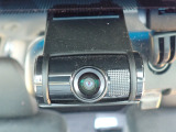 ◆【ドライブレコーダー】映像・音声などを記録する自動車用の装置です。もしもの事故の際の記録はもちろん、旅行の際の思い出としてドライブの映像を楽しむことができます。
