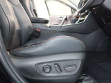 便利なパワーシートでラクラク♪ドライバーに合わせた最適なポジションで運転することが出来ます。