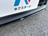 【STIエアロパッケージ】フロント・サイド・リアをSTIのエアロで統一。外観のスポーティーさを際立たせてくれるだけでなく、高速走行時の空力バランスを最適化してくれます。
