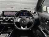 GLAクラス GLA200d 4マチック AMGライン 4WD 4WD サンルーフ