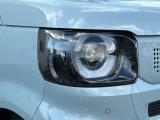 明るくて長寿命のLEDヘッドライト採用
