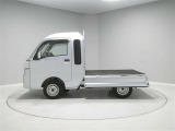 シート1席からOK!ルームクリン(消臭除菌)・シートクリン(座席を外してまる洗い)・タイヤクリン(アルミホイルコート)・エンジンルームクリン・ボディクリンなども!お得なセットコースもございます!