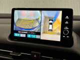 【バックカメラ】リバースにするだけで映ります、後方の安全確認や、狭い駐車場での車庫入れ、雨の日や夜間など視界の悪い時に便利です!安全にバックする為には欠かせない装備です。