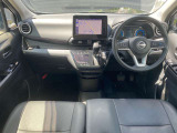 デイズの運転席周りの画像です。