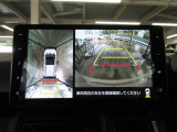 全周囲カメラ。前後左右にカメラがついているのでとっても安心ですね。