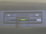 【ETC】高速道路の料金所をストレスなく通過!話題のスポットやサービスエリアに多い「スマートIC」利用時は必須のアイテムです。当店でセットアップを実施、ご納車当日からすぐにご利用いただけます!