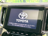【ディスプレイオーディオ】お持ちのスマホやMP3プレイヤーとの無線接続で音楽再生が可能!コードで繋ぐわずらわしさも無く、手軽にお気に入りの音楽を楽しめます。