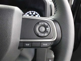 全車速追従機能付ACC(アダプティブクルーズコントロール)を採用し、走行中に先行車の様子を検知しながら、設定した車速の範囲内で先行車との距離のキープを支援します。