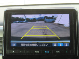 3ビュー切替え可能なリアワイドカメラ搭載で、後方視界がしっかりと確保できます。夜間や狭い駐車場でのバック走行に大変便利です。