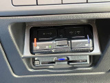 ETC車載器もビルトインタイプで取り付けられておりますので、高速道路の料金所をストレスなく通過して頂けます♪最近ではマストのアイテムですね!
