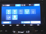 CD再生、フルセグTVなどご利用いただけます。Bluetooth対応でお気に入りの音楽もお楽しみいただけます。