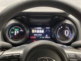 見やすいメーターレイアウトで運転をサポート!