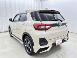 低燃費で環境にもやさしいハイブリッド車です。トヨタ専用診断機器でハイブリッドシステムを綿密に点検してあります!