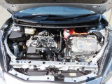 スチームがけでエンジンルームの汚れも綺麗にクリーニング!エンジンルームが綺麗ですと、不具合等の発見もしやすく、コンディションのチェックや維持の面でとってもプラスです。