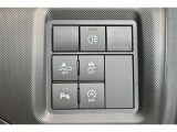 アイドリングストップ機能がついているので、停車時にエンジンを止めて燃料消費を抑えます。環境にもお財布に優しいですね♪
