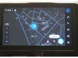 ディスプレイオーディオ(コネクティッドナビ対応)PLUS搭載。T-Connectご契約で2028年6月まで無償で利用できるナビ(期限到来後は有償)と、解約後も利用できる車載ナビが搭載されています。