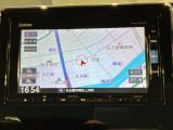 アップルカープレイ対応ギャザズナビ搭載です。知らない道も安心ですね!
