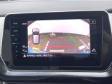 前後パーキングセンサー&リアビューカメラで、車庫入れも安心です。パーキングセンサーは音だけでなくモニターで接近情報を確認出来てより安心です。