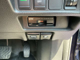 ビルトインタイプのETCです。スッキリしていますね。納車時にはセットアップいたしますので、すぐにお使いいただけます。