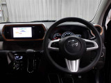 運転席に座ると☆こんな感じです♪