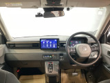 機能的なコックピット。快適な運転を楽しめます。