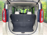 普段のお買い物や通勤、送迎等に十分な荷室スペースを確保しております。セカンドシートを倒すと、大きな荷物の積載も可能です♪