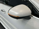納車前整備は、メルセデスベンツ国際認定メカニックによる最新の検査ライン等の施設が充実した当社工場で入念に行います。メルセデス・ベンツの定める厳しい基準をクリアしたお車のみをご案内させて頂きます。