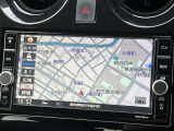 日産純正メモリーナビ付きで、遠くのお出かけの心強い味方です♪Bluetooth,CD,DVD装備で色々な音楽ソースが楽しめ直感的に操作できるタッチパネル♪