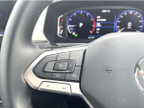 同一車線内全車速運転支援システム「Travel Assist」機能を装備。前を走行中の車両に一定の間隔で追従停止発進を自動で制御し、走行中の安全確保と疲労軽減に効果があります。