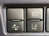 【トヨタセーフティセンス】走行中に前方の車両等を認識し、衝突しそうな時は警報とブレーキで衝突回避と被害軽減をアシスト。より安全にドライブをお楽しみいただけます。
