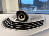 【最大トルク420Nm】モーターならではの瞬発力で、力強く加速します。走行モードを切り替えるとよりスポーティな走りをお楽しみいただけます。