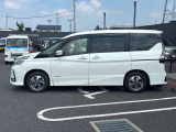 セレナ 1.2 e-POWER ハイウェイスターV 